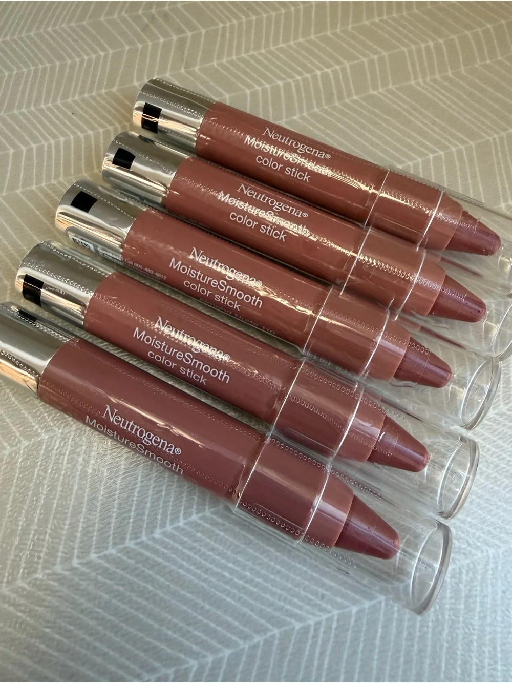 Neutrogena discontinued retired